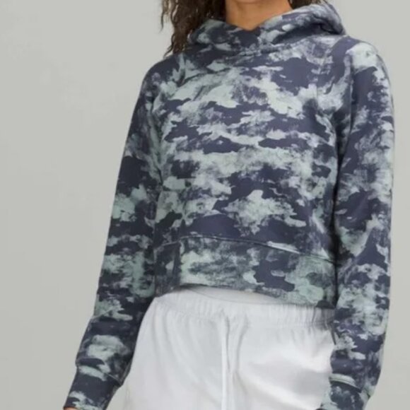 Lululemon 2022 Loungeful Cropped Hoodie Pullover Heritage Camo Blue sz 10 - Picture 1 of 4